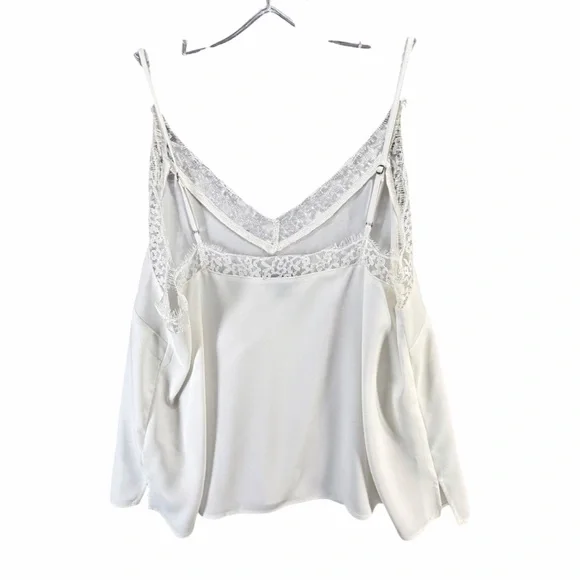 Halogen Lace Trim Cami Top Womens L‎ White Lace Trim Feminine Flirty Coquette - Picture 4 of 11